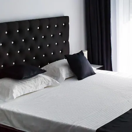 Apartament Alezzi Black&white 1 * Năvodari