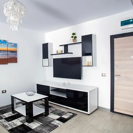Apartament Alezzi Black&white 1 Apartman Năvodari