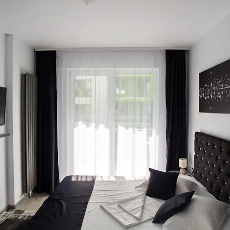 Apartament Alezzi Black&white 1 Apartman