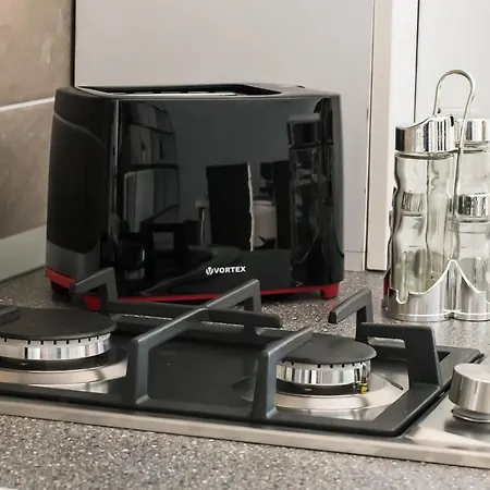 Apartament Alezzi Black&white 1